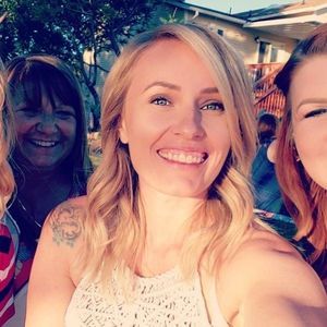 Meet your Posher, Crystal